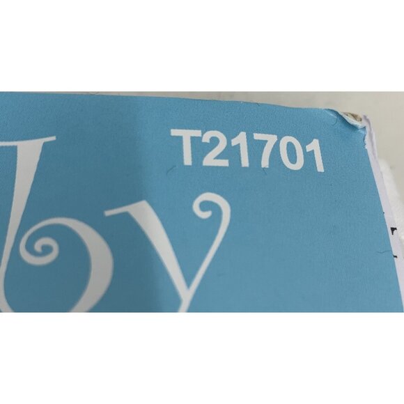 Tobin baby Quilt Cross Stitch Kit-36x43” T21701 NOS praying girl kitten rabbit - Picture 9 of 11